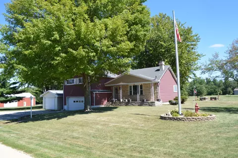 15258 3100 East St, Spring Valley, IL 61362