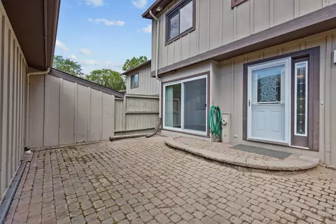 1151 Florimond Dr, Elgin, IL 60123