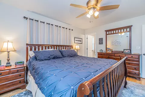 306 N Kent Rd, Mchenry, IL 60051 photo 20