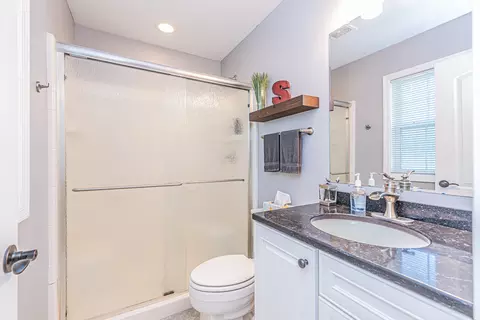 306 N Kent Rd, Mchenry, IL 60051 photo 22