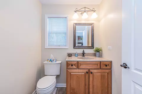 306 N Kent Rd, Mchenry, IL 60051 photo 18