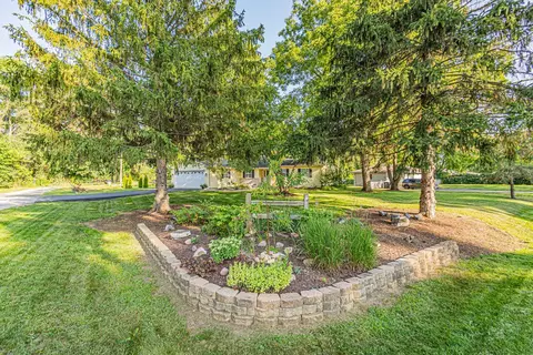 306 N Kent Rd, Mchenry, IL 60051 photo 37