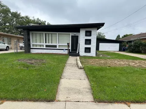 581 Westmore Meyers Rd, Lombard, IL 60148