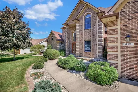 412 N Abbey Rd, Urbana, IL 61802