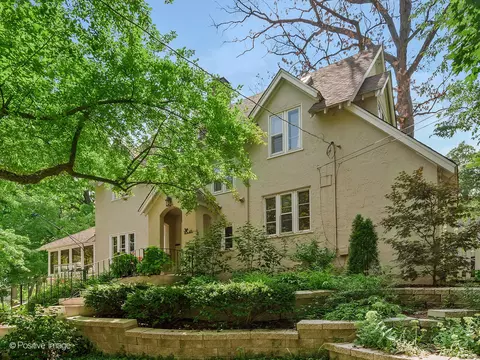 615 Oak St, Glen Ellyn, IL 60137