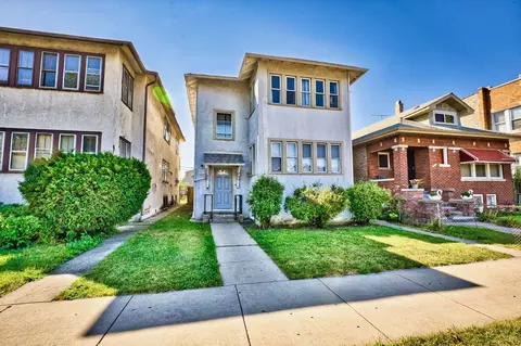 5451 W Potomac Ave, Chicago, IL 60651