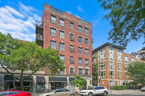 4144 N Sheridan Rd #410, Chicago, IL 60613