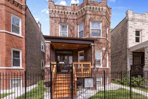 4322 W Kamerling Ave, Chicago, IL 60651