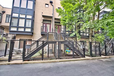 1713 W Diversey Pkwy #H, Chicago, IL 60614
