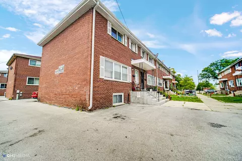 1001 W North Ave #D, Villa Park, IL 60181