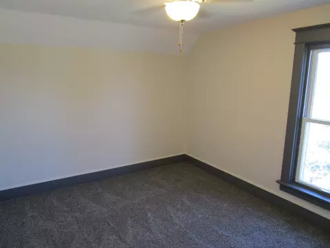 617 High St, Pecatonica, IL 61063 photo 10