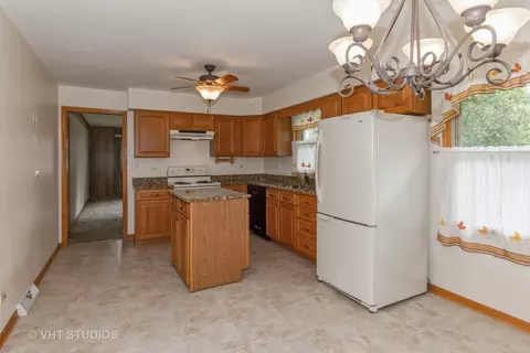 16131 S Serenity Dr S, Plainfield, IL 60586 photo 3
