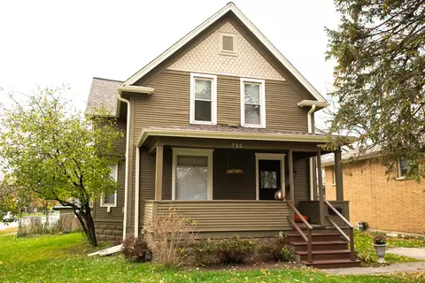 125 S 13th St, Saint Charles, IL 60174