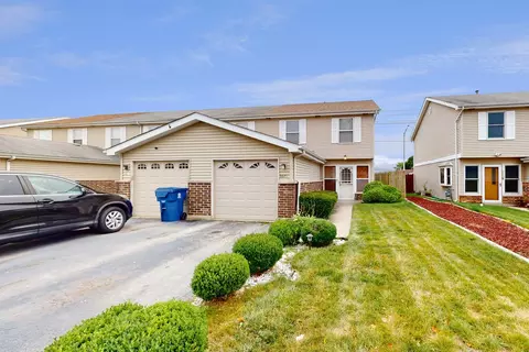 2625 E Martha Pl, Burnham, IL 60633