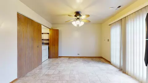 2625 E Martha Pl, Burnham, IL 60633 photo 7