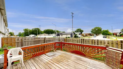 2625 E Martha Pl, Burnham, IL 60633 photo 26