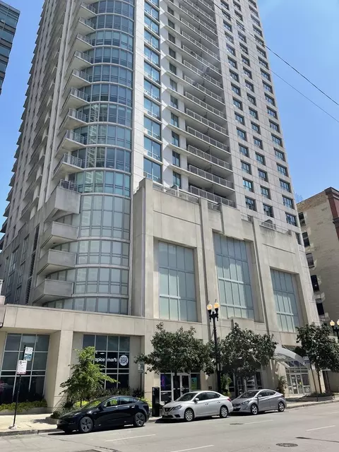 125 S Jefferson St #1006, Chicago, IL 60661