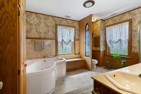 207 S Hayes St, Philo, IL 61864 photo 26