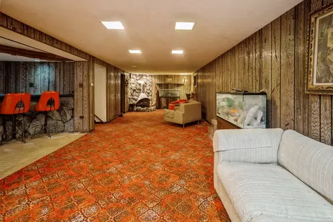 2740 Rusty Dr, Des Plaines, IL 60018 photo 8