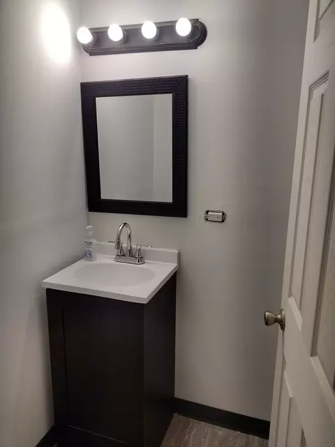 399 Jefferson Ave, Elgin, IL 60120 photo 5