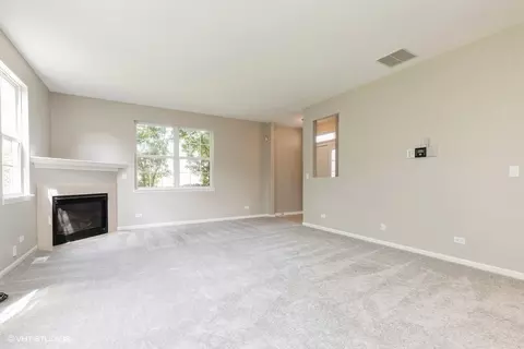 205 Bakers Dr #205, Lakemoor, IL 60051 photo 2