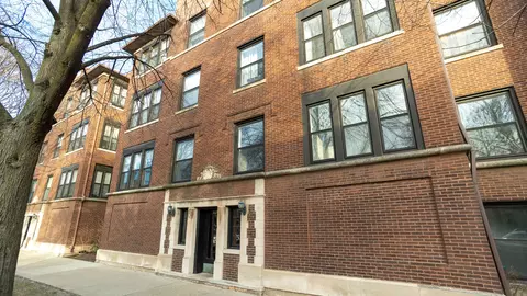 7029 N Greenview Ave #1S, Chicago, IL 60626