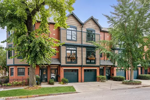 3953 N Paulina St, Chicago, IL 60613