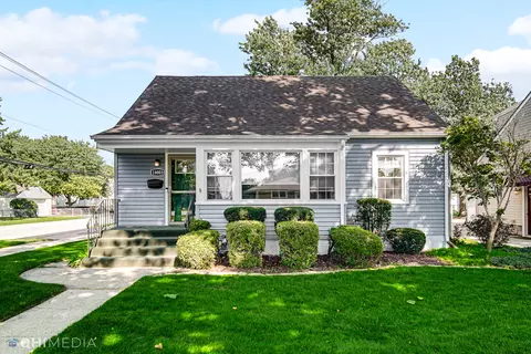 18003 Oakley Ave, Lansing, IL 60438