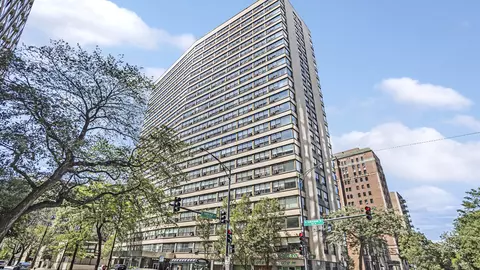 2930 N Sheridan Rd #1407, Chicago, IL 60657