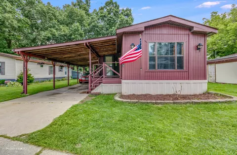 38703 N Sheridan Rd #173, Beach Park, IL 60087