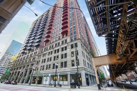 208 W Washington St #1011, Chicago, IL 60606