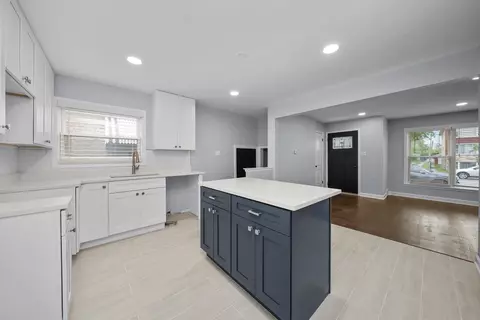 1913 E 93rd St, Chicago, IL 60617 photo 8