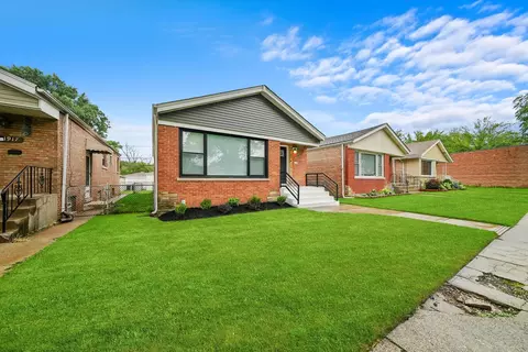 1913 E 93rd St, Chicago, IL 60617 photo 3