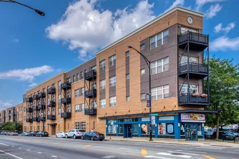 2915 N Clybourn Ave #415, Chicago, IL 60618
