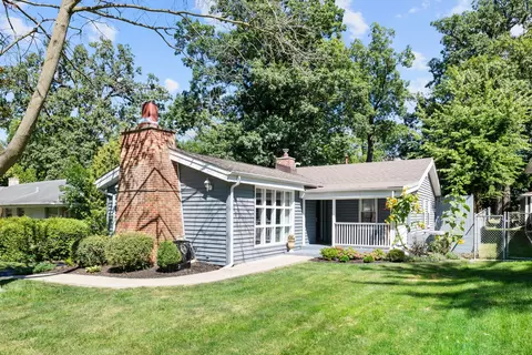 355 N Ferndale Ave, Elmhurst, IL 60126