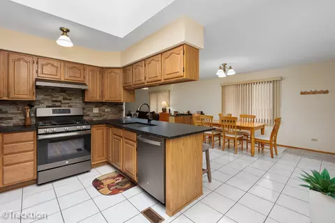 1446 Abourndale Ct, Wheeling, IL 60090 photo 7