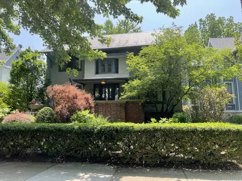 1019 Superior St, Oak Park, IL 60302
