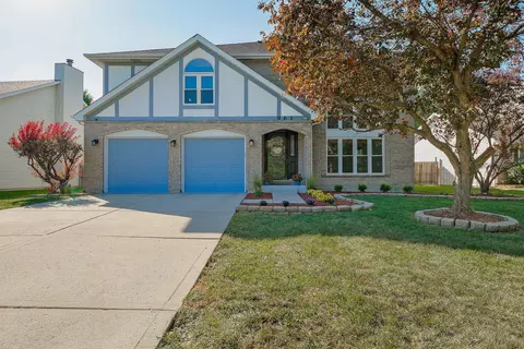 963 Campbell Dr, Naperville, IL 60563