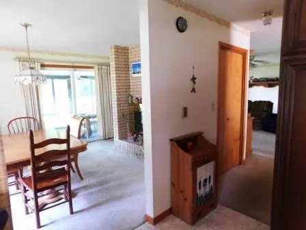 317 E Oak St, Chatsworth, IL 60921 photo 11