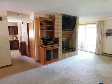 317 E Oak St, Chatsworth, IL 60921 photo 6