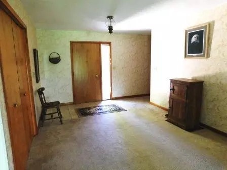 317 E Oak St, Chatsworth, IL 60921 photo 4