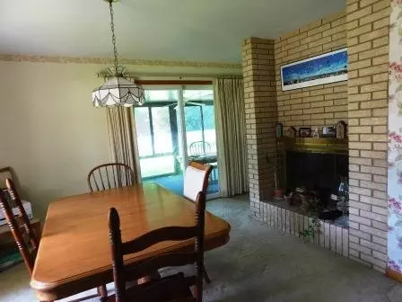 317 E Oak St, Chatsworth, IL 60921 photo 10