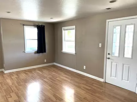413 E Wabash Ave, Rantoul, IL 61866 photo 7