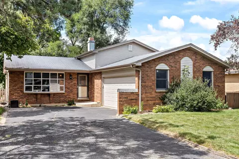 33336 N Park St, Grayslake, IL 60030