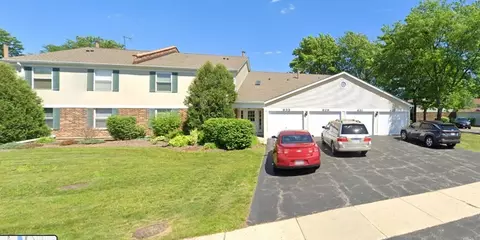 631 N Deer Run Dr #5B12, Palatine, IL 60067