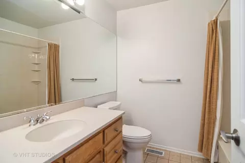 547 Greystone Ln #D1, Wheeling, IL 60090 photo 13