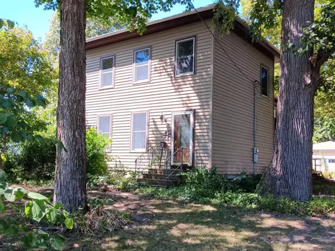 1435 N 2401st Rd, Ottawa, IL 61350