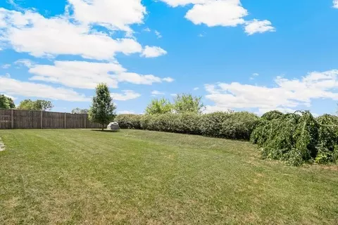 11608 Chesapeake Dr, Plainfield, IL 60585 photo 32