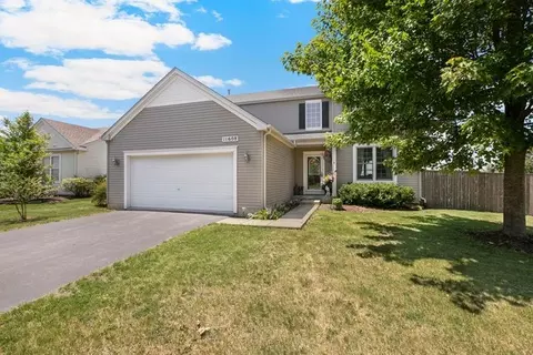 11608 Chesapeake Dr, Plainfield, IL 60585 photo 2