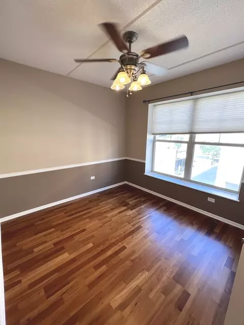 656 Pearson St #407C, Des Plaines, IL 60016 photo 10